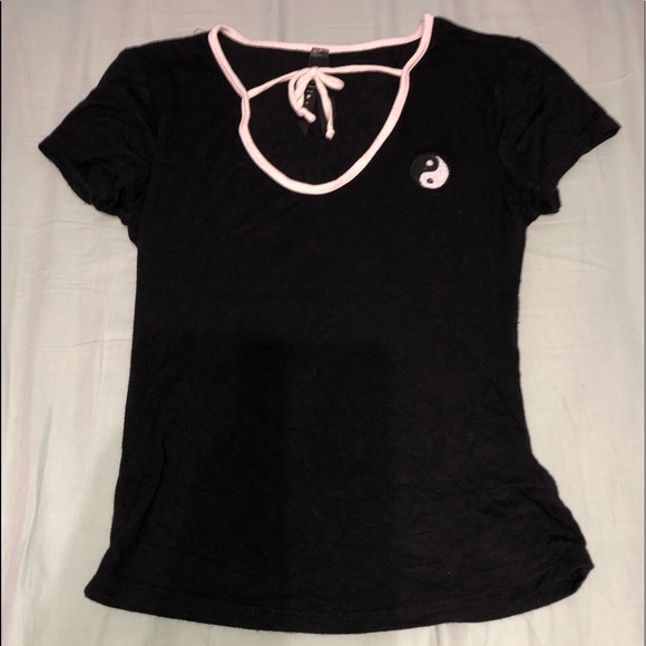 Yin Yang Tie Front Black & White Top - Picture 1 of 2